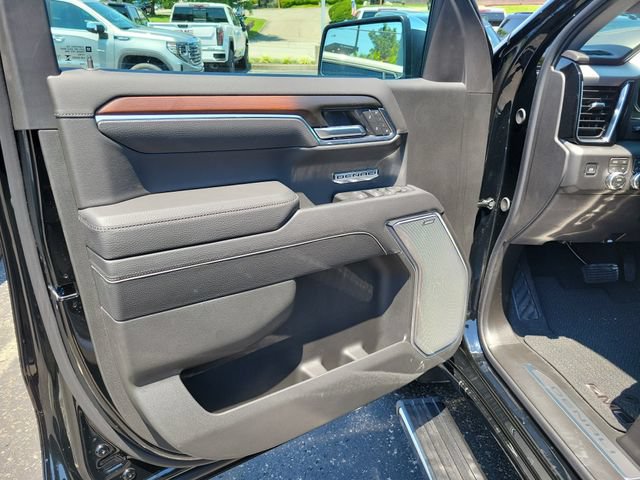 New 2026 GMC Sierra 1500 Denali w/ Denali Reserve Package AWD/4WD image 14
