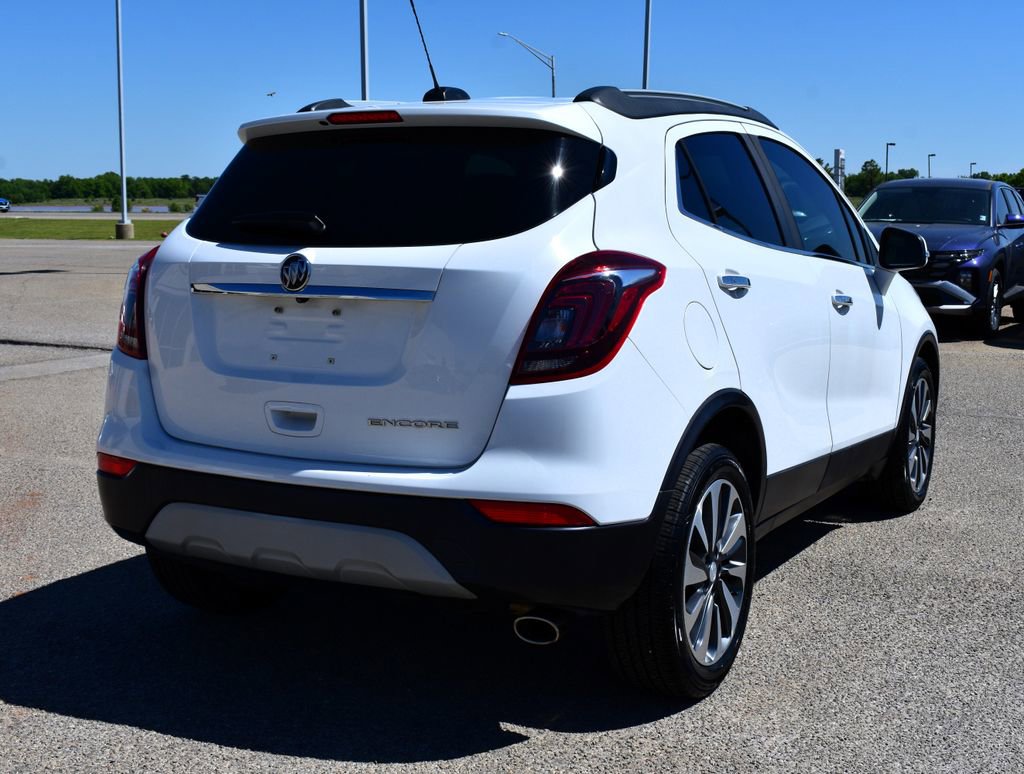 Used 2019 Buick Encore Essence FWD image 3