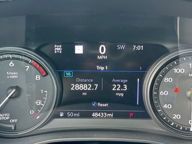Used 2022 Cadillac XT5 Premium Luxury w/ Technology Package AWD/4WD image 40