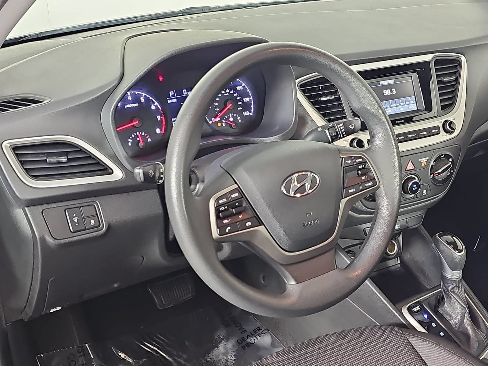Used 2021 Hyundai Accent SE FWD image 15