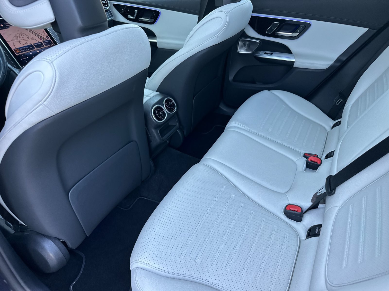 Certified 2023 Mercedes-Benz GLC 300 image 12