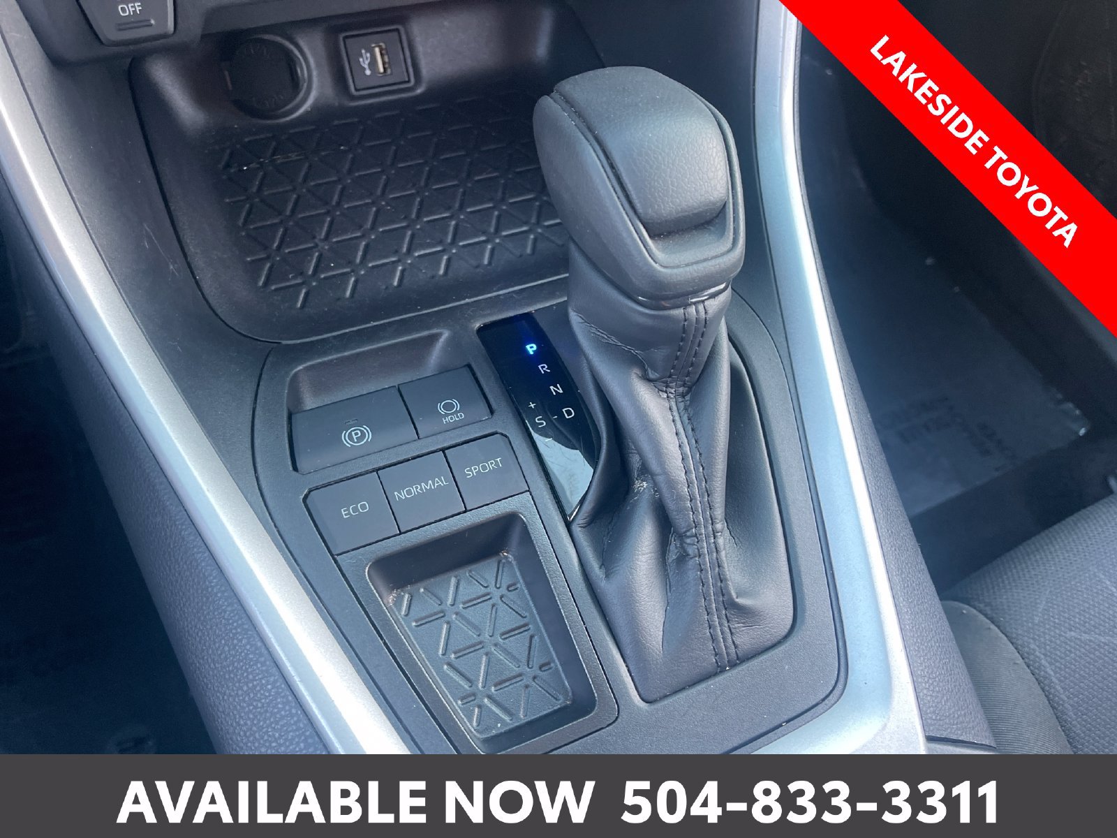 Certified 2025 Toyota RAV4 XLE FWD image 31