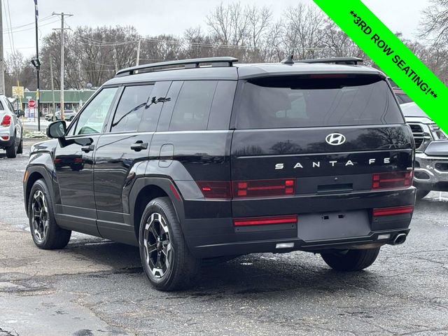 Used 2024 Hyundai Santa Fe SEL image 2