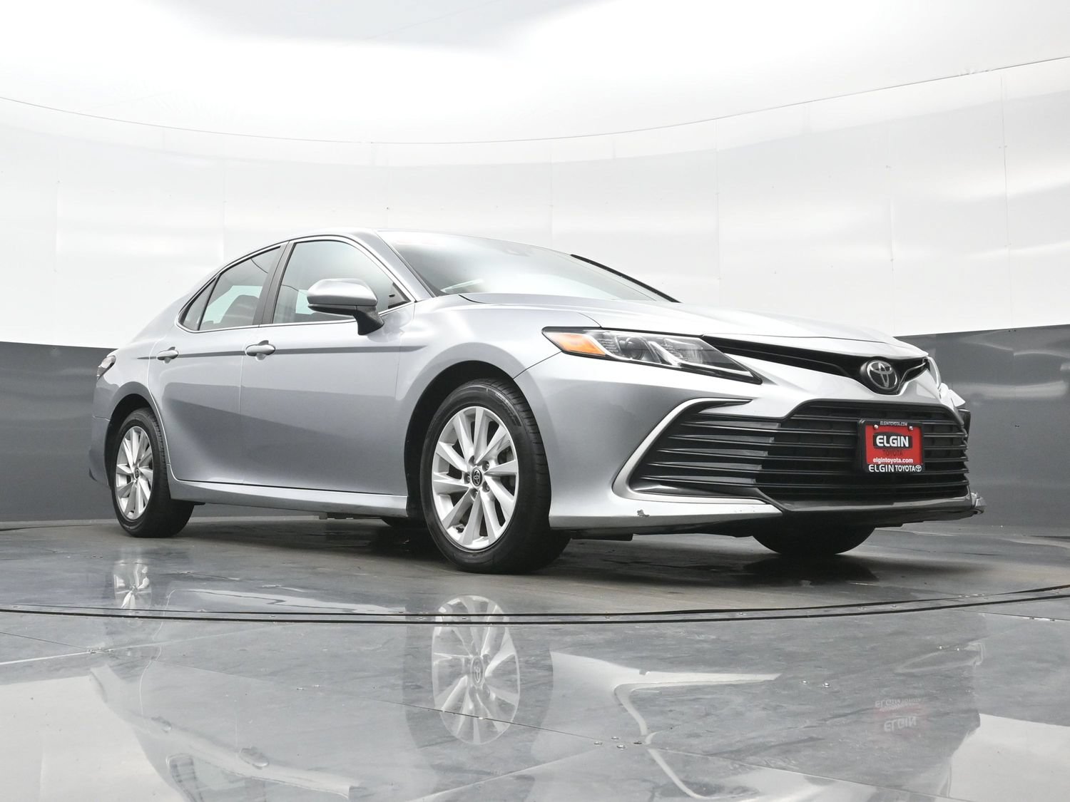 Used 2022 Toyota Camry LE FWD image 26