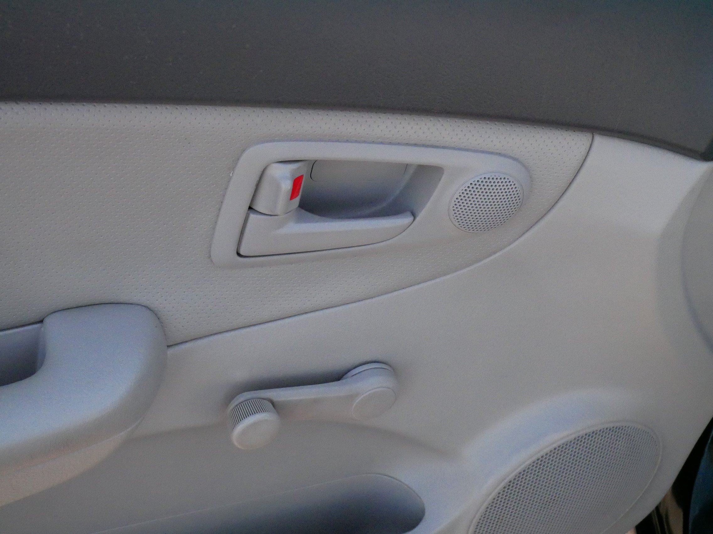 Used 2009 Kia Spectra LX FWD image 19