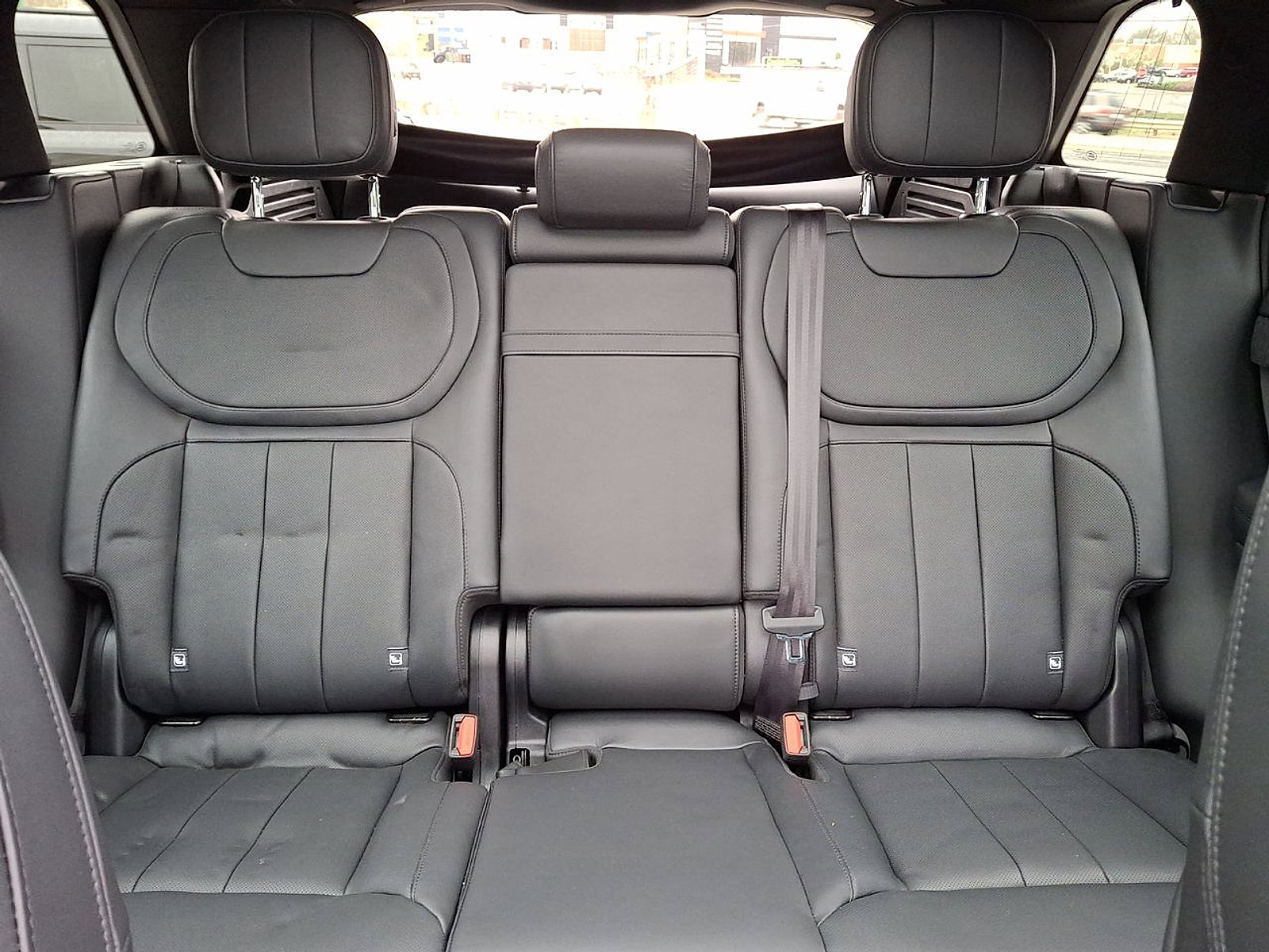 Used 2024 Land Rover Range Rover Sport Dynamic SE image 13