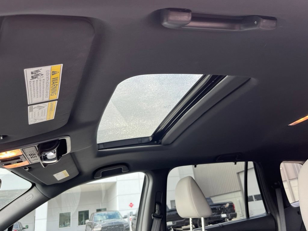 Used 2021 Honda Passport EX-L image 6