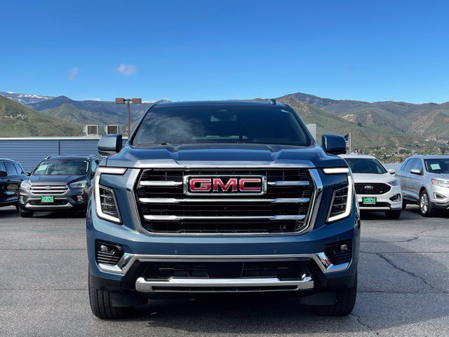 Used 2025 GMC Yukon XL Elevation AWD/4WD image 5