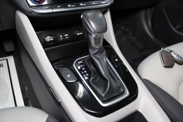 Used 2017 Hyundai Ioniq SEL FWD image 13