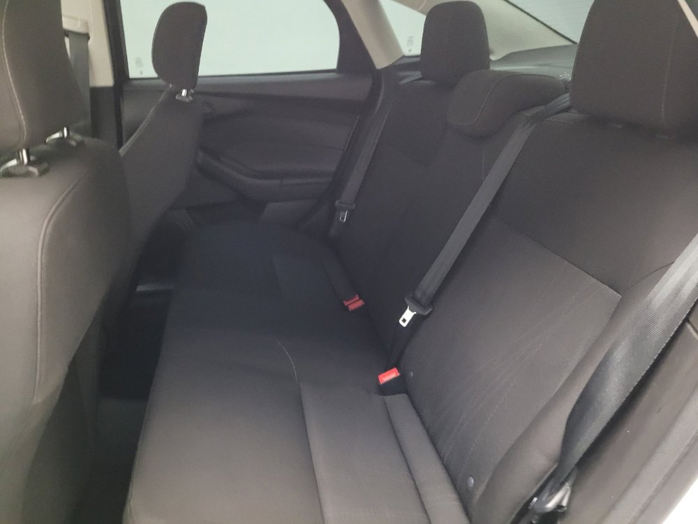 Used 2018 Ford Focus S FWD image 18