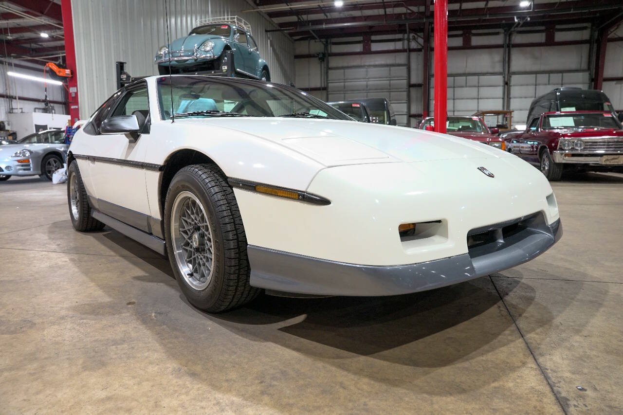 Used 1987 Pontiac Fiero GT RWD image 12