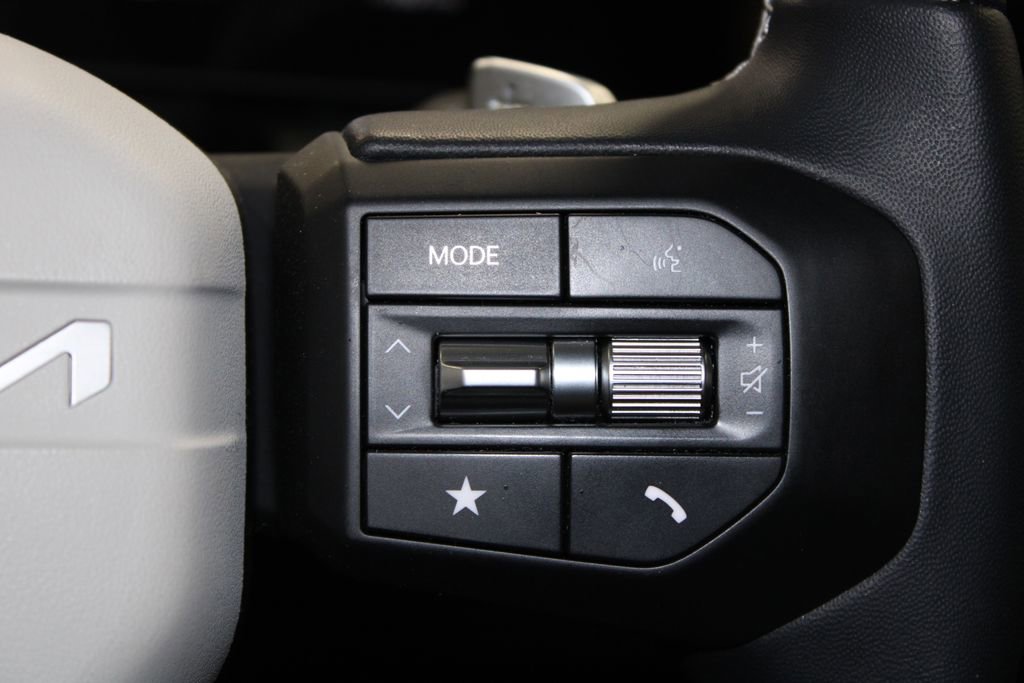 Used 2025 Kia K4 GT-Line w/ GT-Line Premium Package image 21