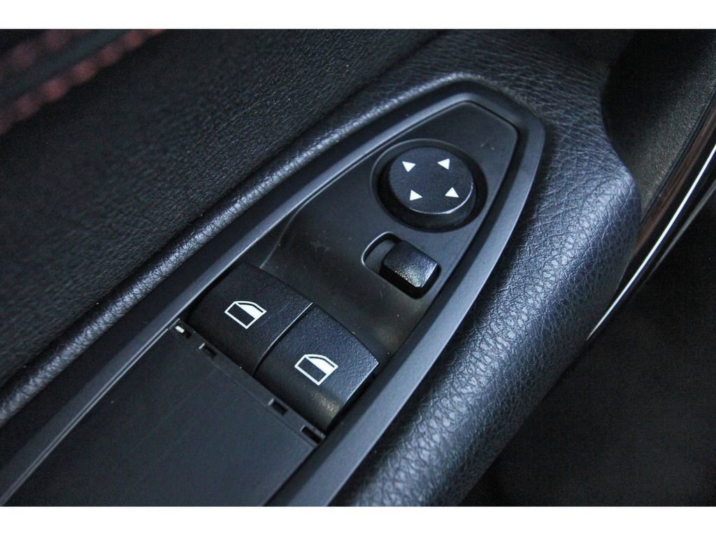 Used 2018 BMW 230i Coupe image 22