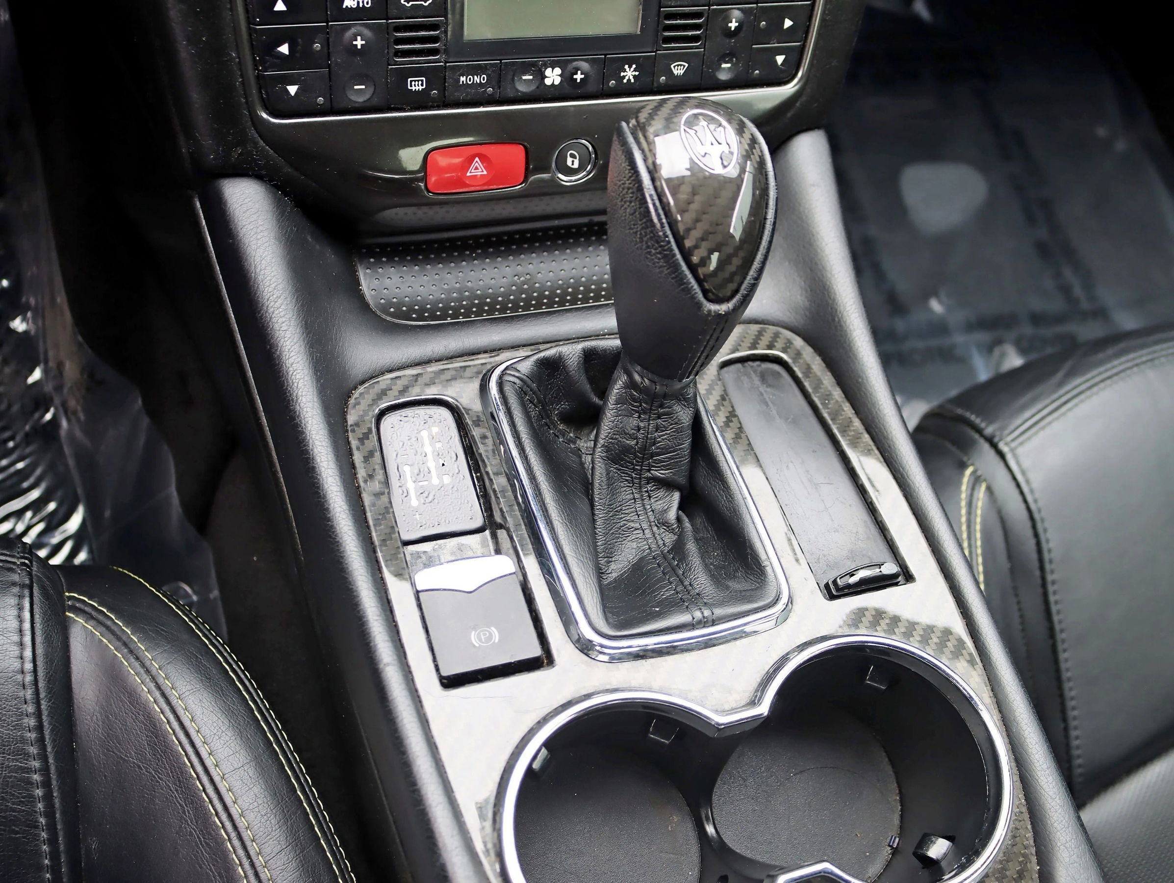 Used 2013 Maserati GranTurismo MC RWD image 25