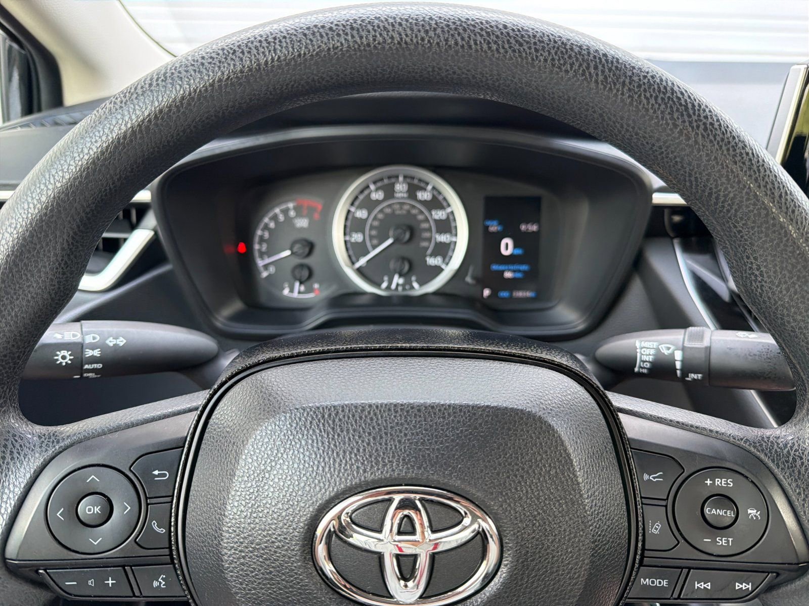 Used 2021 Toyota Corolla LE FWD image 20