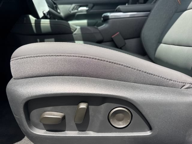 New 2026 GMC Terrain AT4 w/ LPO, Floor Liner Package AWD/4WD image 14