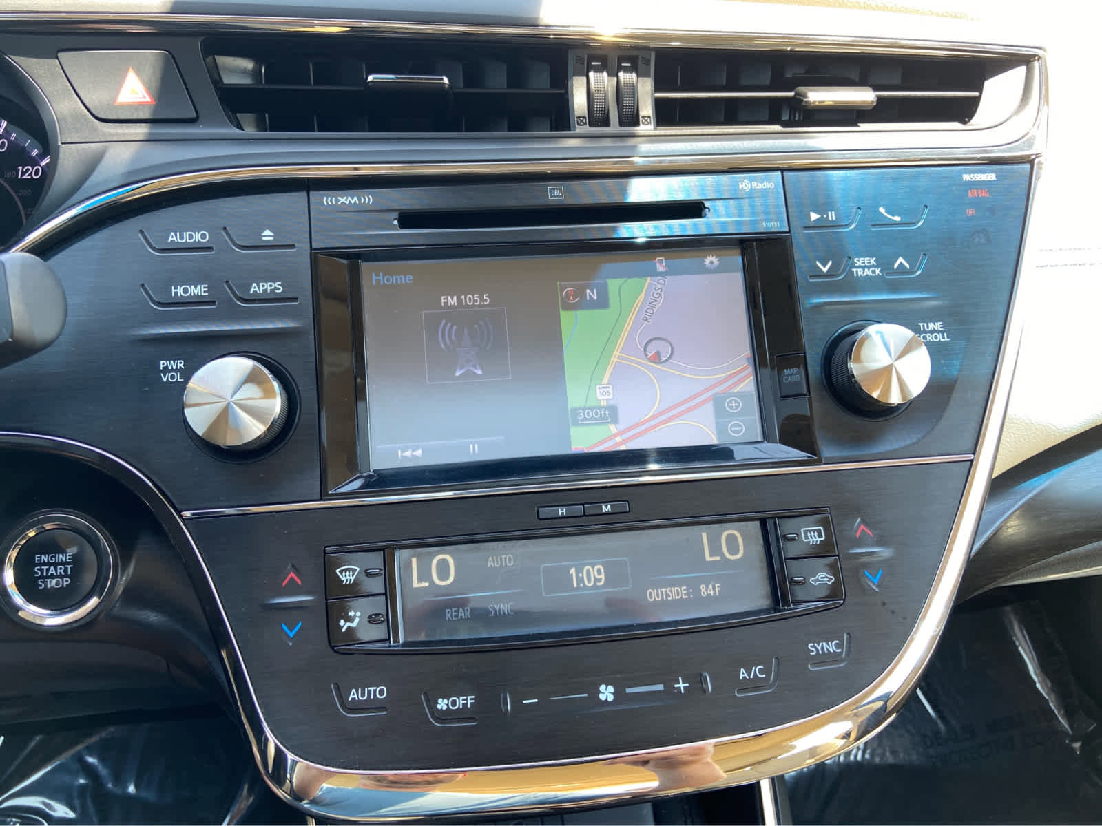 Used 2017 Toyota Avalon Limited w/ Carpet Mat Package FWD image 24