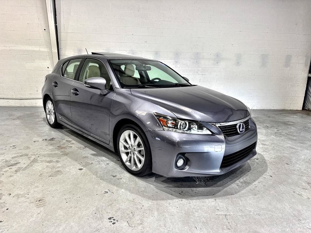 Used 2012 Lexus CT 200h Premium w/ Premium Audio Pkg FWD image 3
