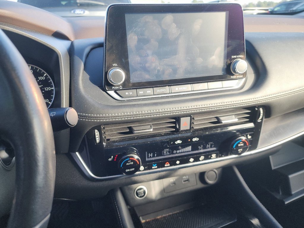 Used 2021 Nissan Rogue SL image 6