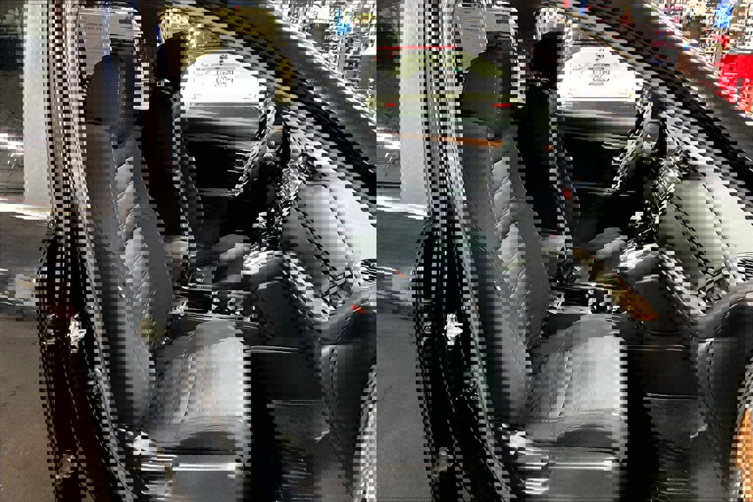 Used 2019 Honda CR-V EX image 7