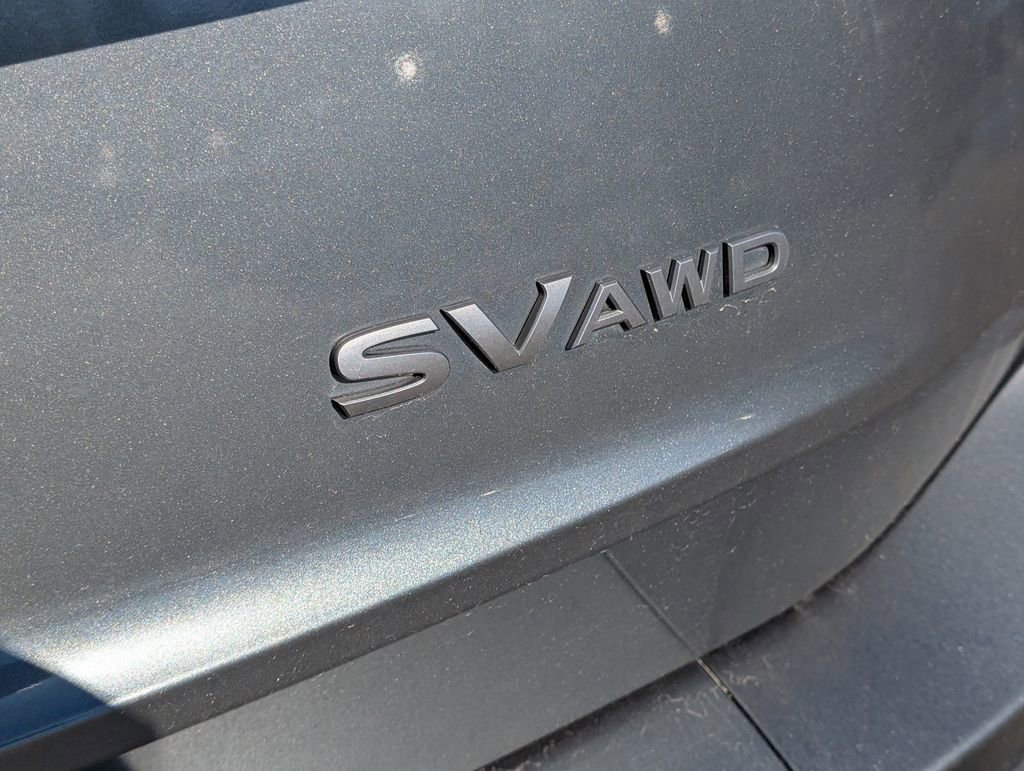 Used 2024 Nissan Rogue SV image 22