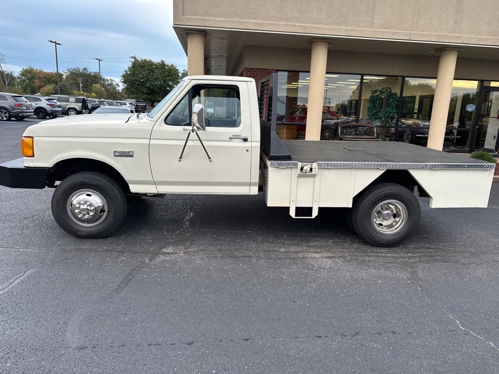 Used 1989 Ford F350 4x4 Regular Cab image 4