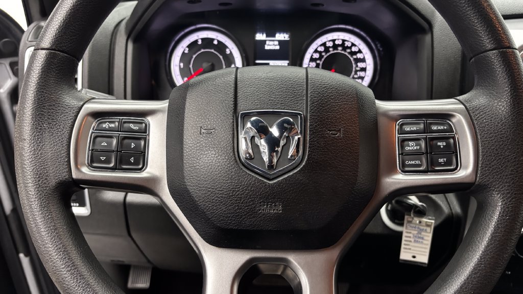Used 2024 RAM 1500 Warlock AWD/4WD image 19