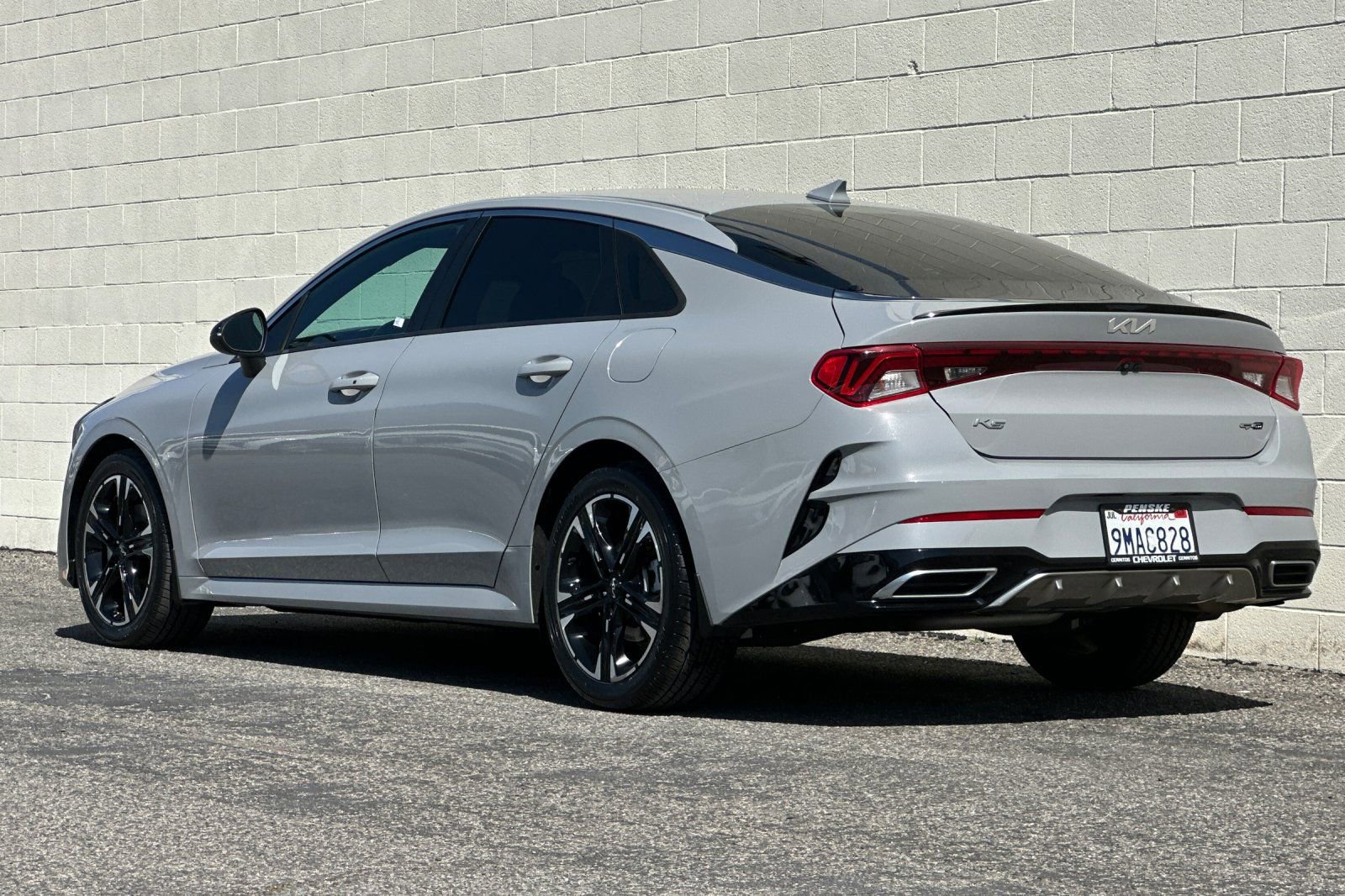 Used 2022 Kia K5 GT-Line FWD image 6