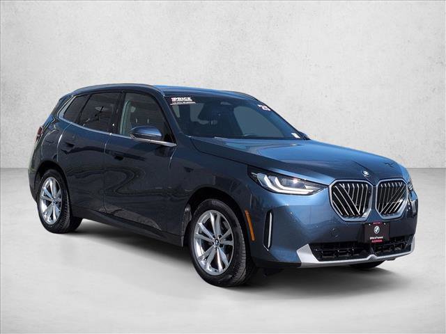 Used 2025 BMW X3 xDrive30i w/ Premium Package image 3