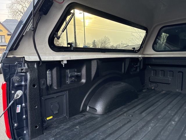 Used 2021 Ford F150 Lariat w/ Equipment Group 501A Mid image 7