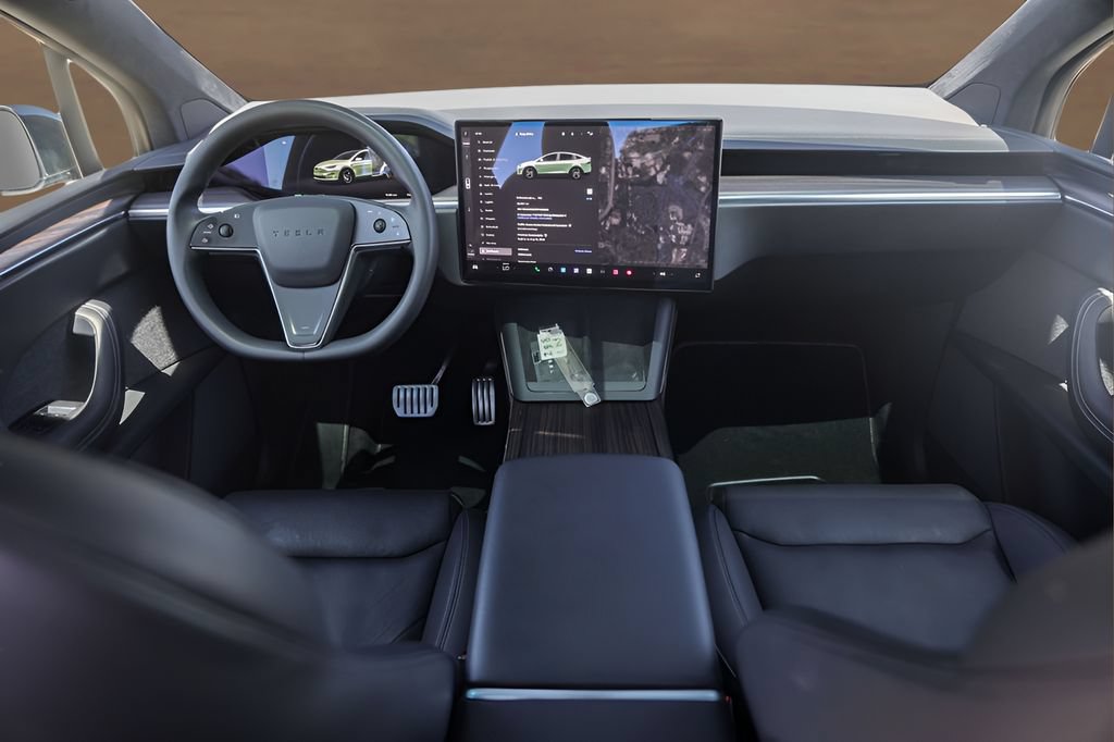Used 2023 Tesla Model X AWD/4WD image 23