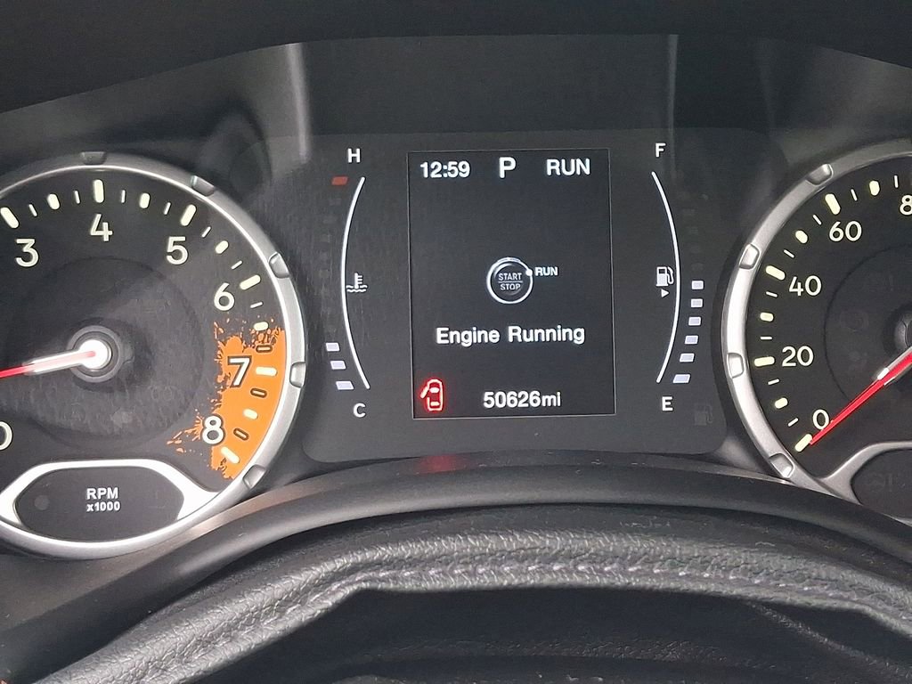 Used 2018 Jeep Renegade Latitude w/ Cold Weather Group AWD/4WD image 19
