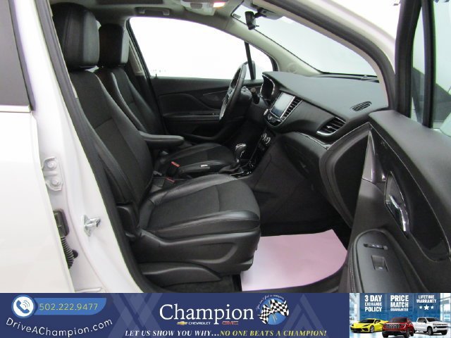 Used 2021 Buick Encore Preferred w/ Safety Package II AWD/4WD image 35