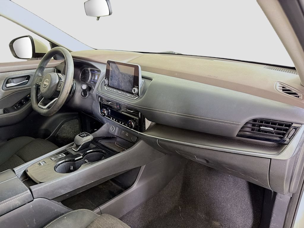 Used 2022 Nissan Rogue SV FWD image 29
