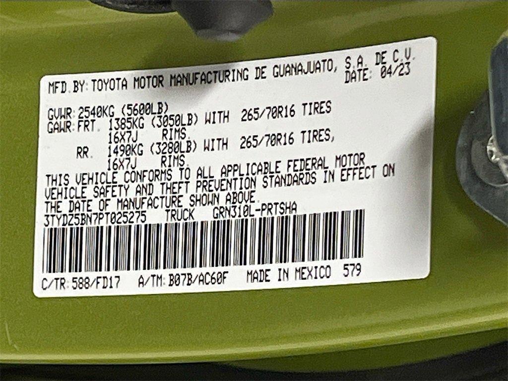 Used 2023 Toyota Tacoma TRD Off-Road image 29