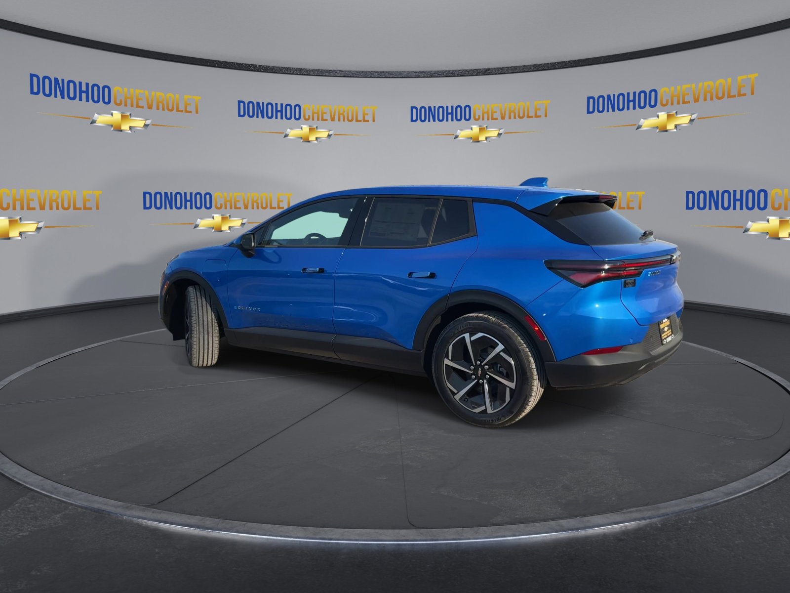 New 2026 Chevrolet Equinox EV LT image 6