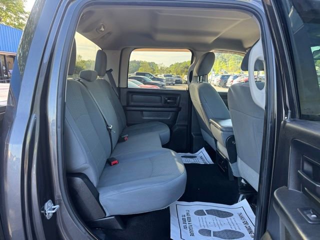 Used 2015 RAM 1500 Express RWD image 10