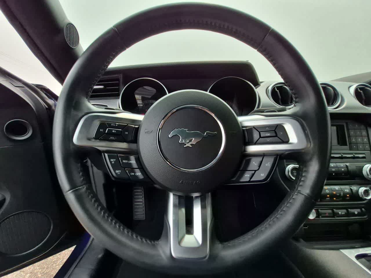 Used 2018 Ford Mustang GT RWD image 14