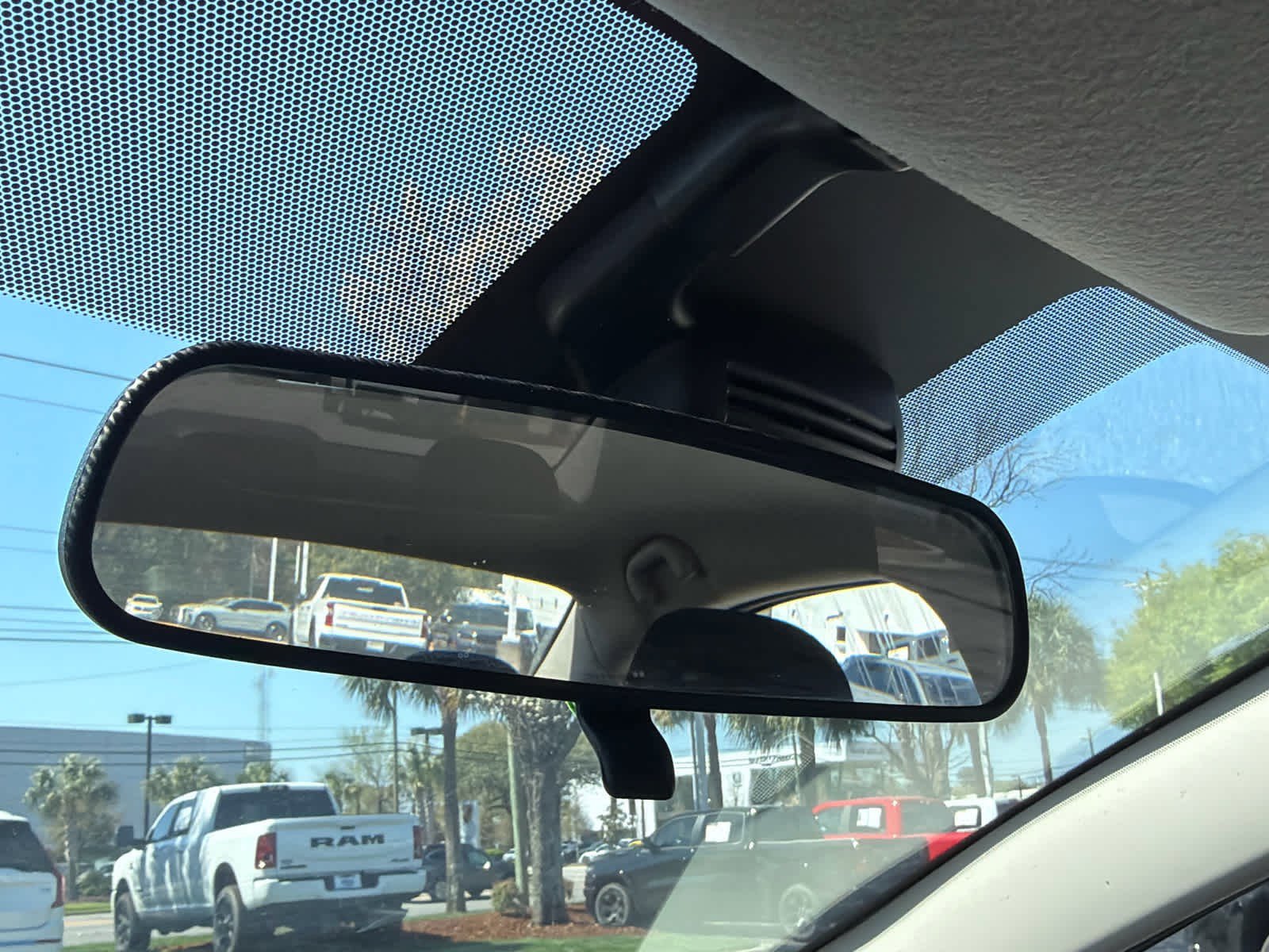 Used 2025 Nissan Versa S w/ S Plus Package image 33