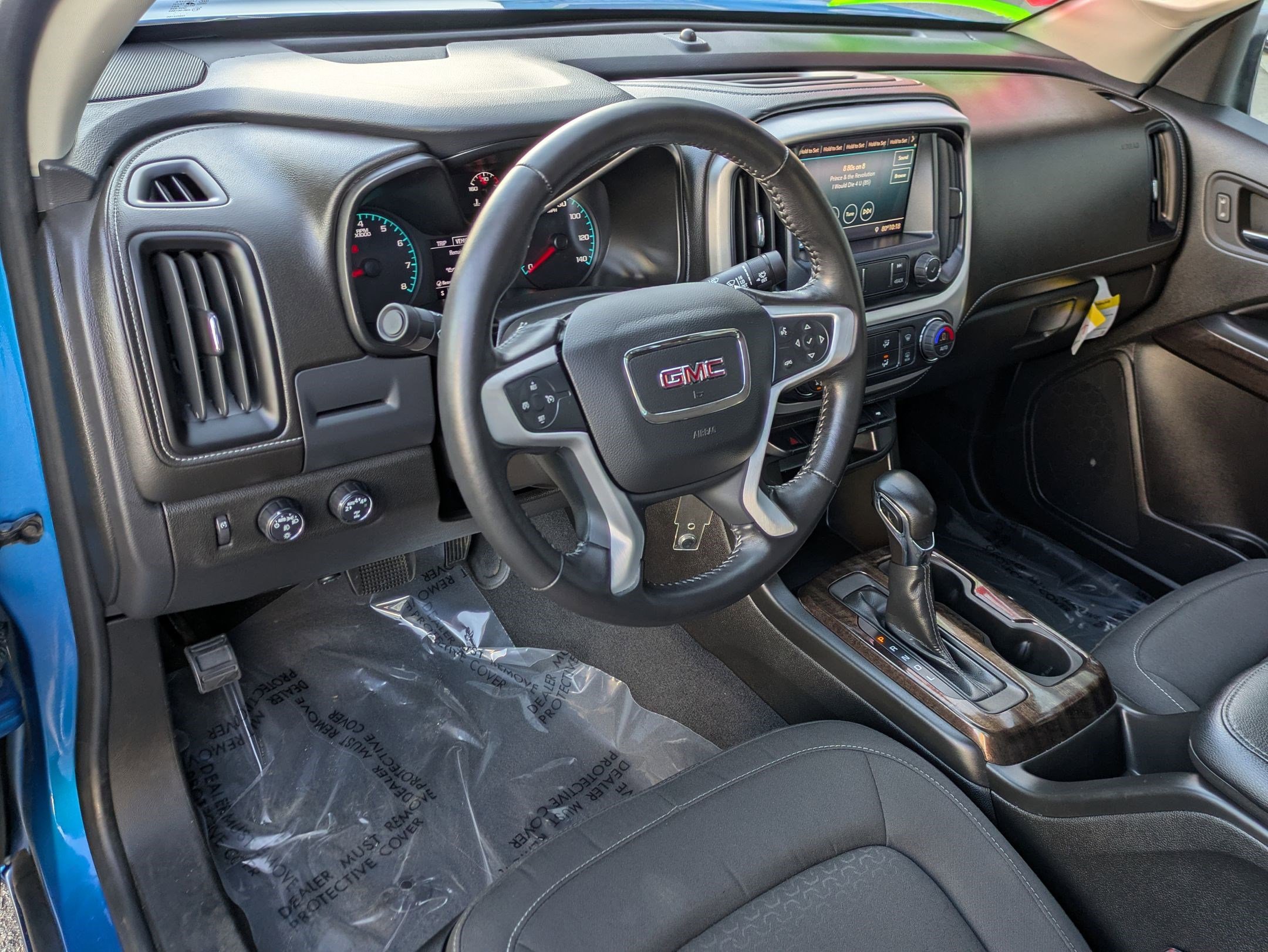 Used 2022 GMC Canyon Elevation w/ Trailering Package image 12