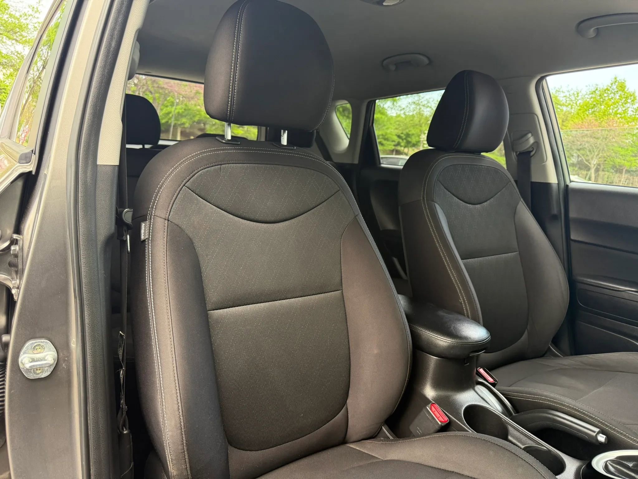 Used 2016 Kia Soul FWD image 23