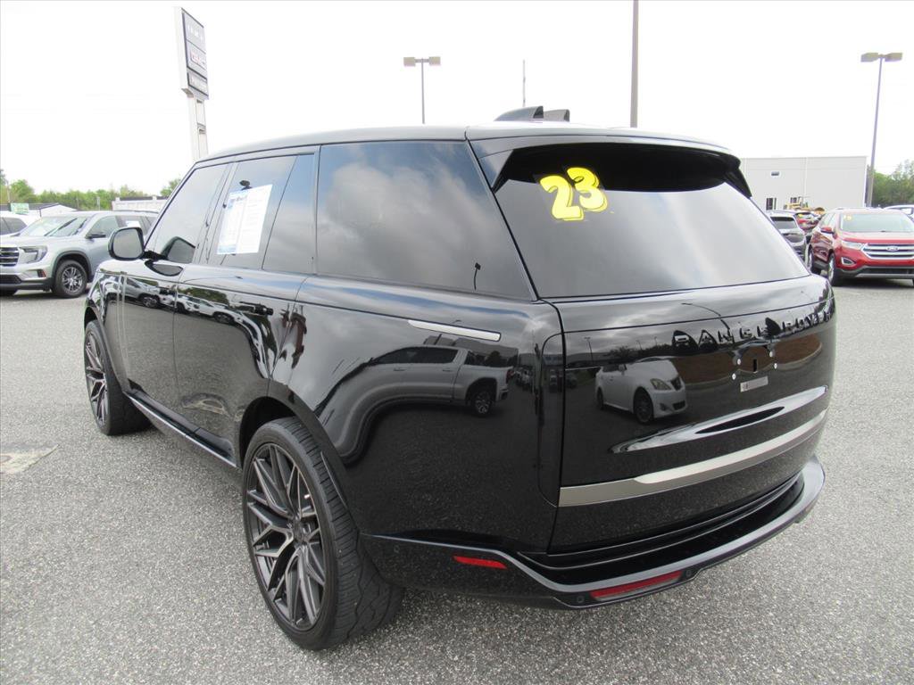 Used 2023 Land Rover Range Rover SE image 5