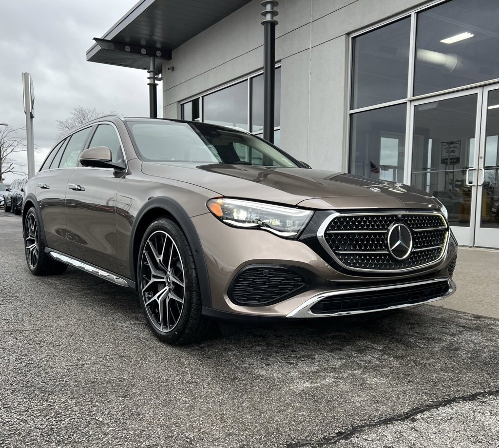 New 2026 Mercedes-Benz E 450 4MATIC All-Terrain Wagon image 1