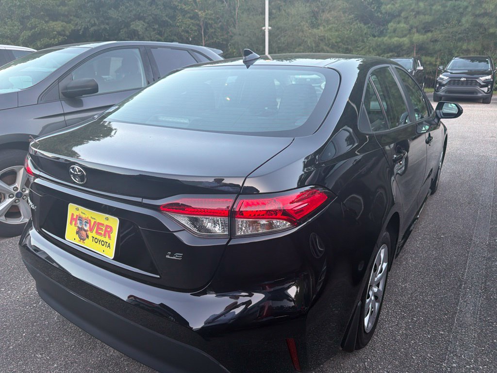 Used 2026 Toyota Corolla LE FWD image 3