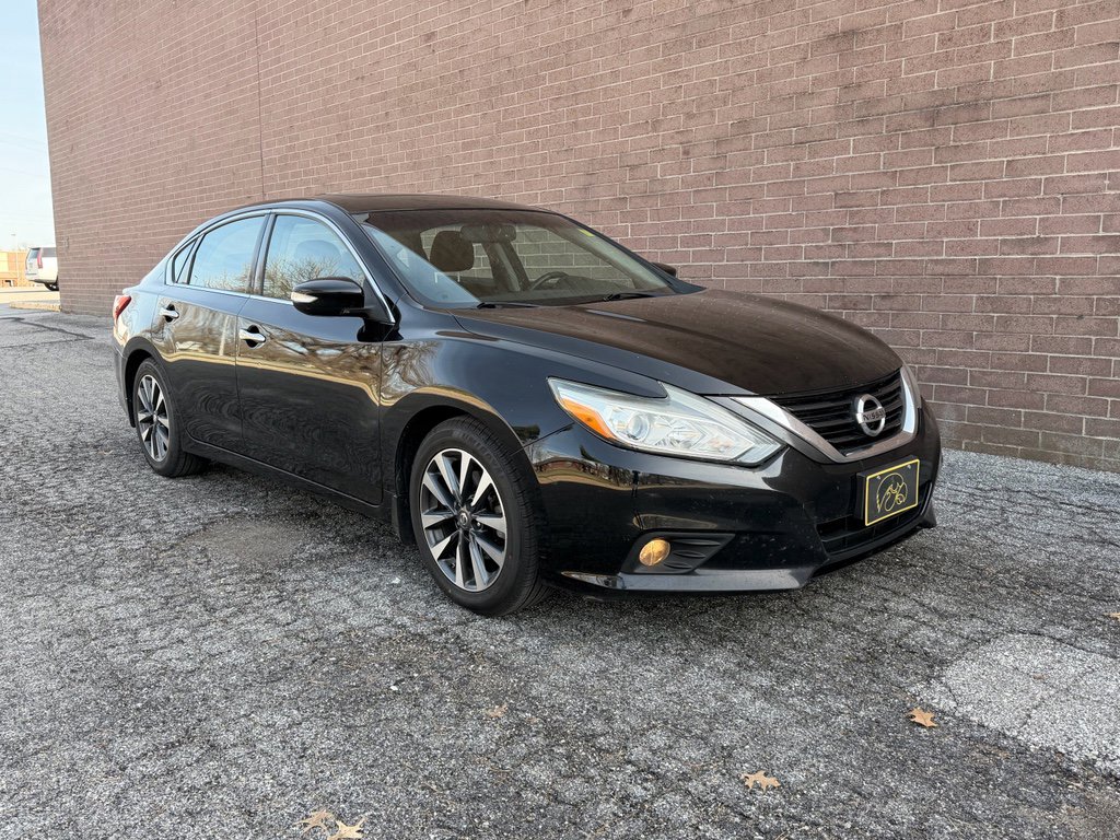 Used 2017 Nissan Altima 2.5 SV w/ Convenience Package image 7