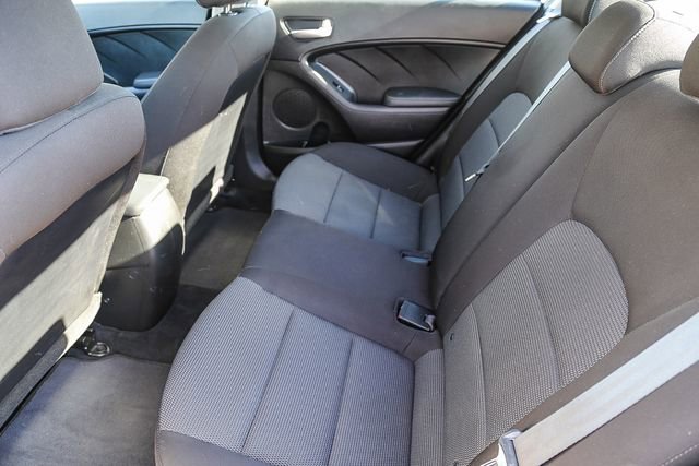 Used 2018 Kia Forte LX w/ LX Rear Camera Package image 14