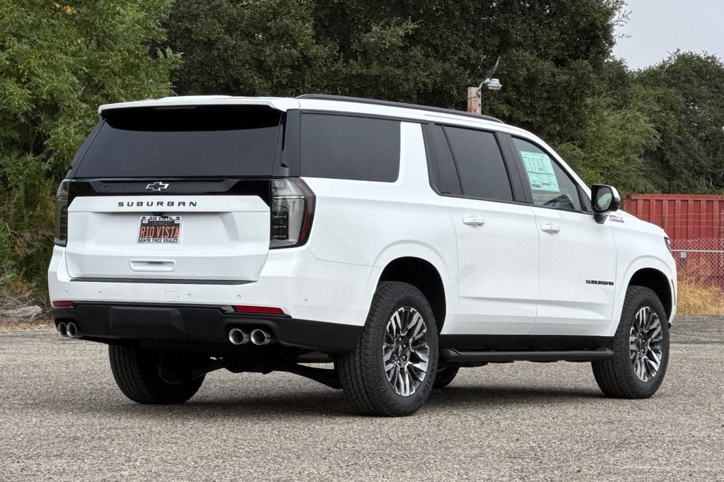 New 2026 Chevrolet Suburban Z71 w/ Comfort Package AWD/4WD image 4