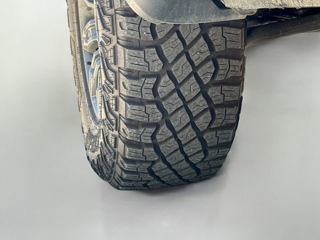 Used 2024 GMC Sierra 1500 AT4X AWD/4WD image 40