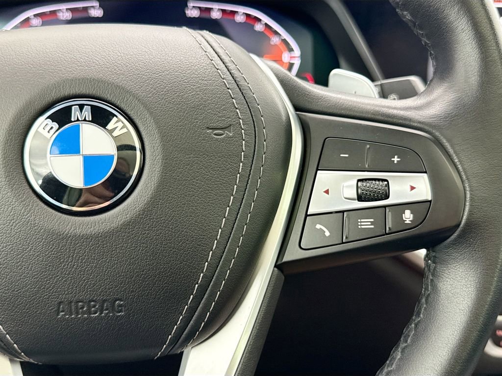 Used 2022 BMW X5 sDrive40i w/ Parking Assistance Package image 12