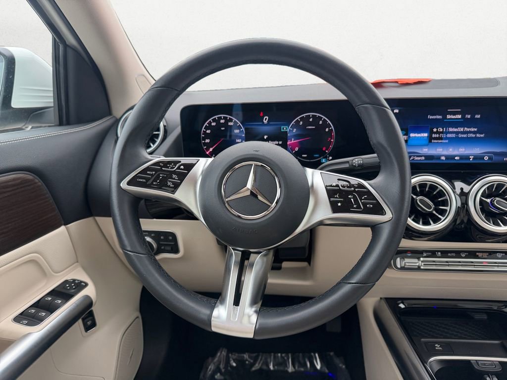 Certified 2025 Mercedes-Benz GLA 250 image 12